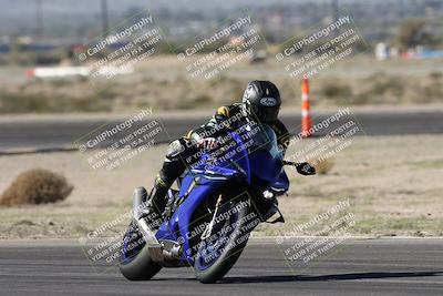 media/Jan-15-2026-Racers Edge (Thu) [[dfebeb70ab]]/3-B Group/Session 2 (Turn 11)/